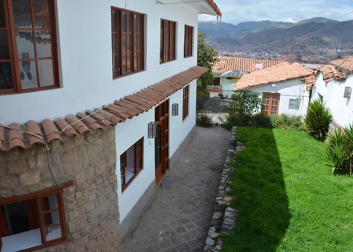 Casa Jardines De Jeyu 2*