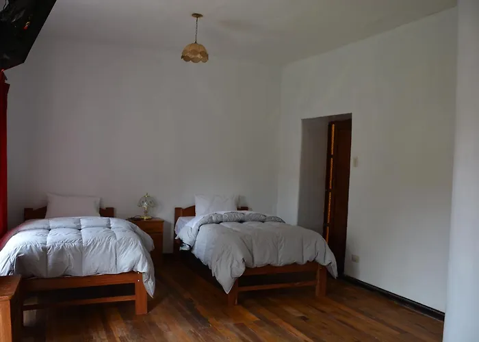Casa Jardines De Jeyu Bed & Breakfast 2*