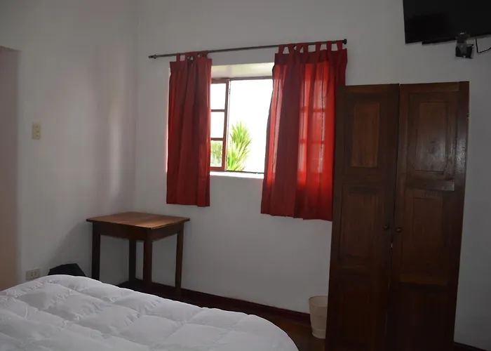 Bed & Breakfast Casa Jardines De Jeyu